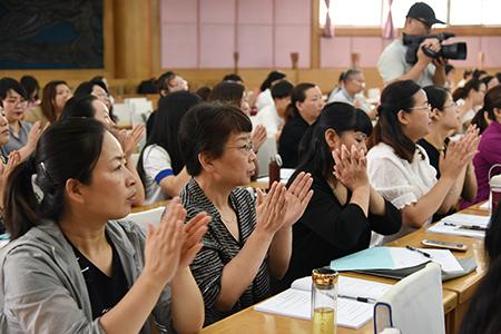 家政新政，塑造人性化、专业化服务市场